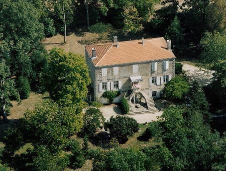Manoir Angle Bed and Breakfast Blanzay-sur-Boutonne Εξωτερικό φωτογραφία