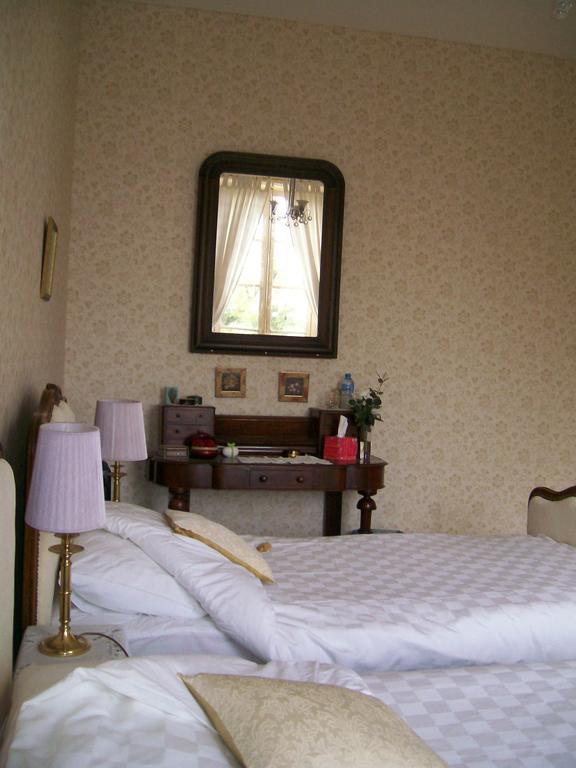 Manoir Angle Bed and Breakfast Blanzay-sur-Boutonne Δωμάτιο φωτογραφία