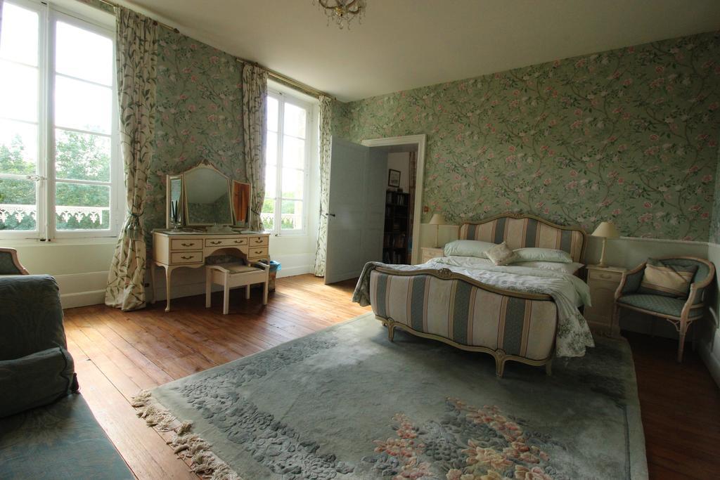 Manoir Angle Bed and Breakfast Blanzay-sur-Boutonne Δωμάτιο φωτογραφία